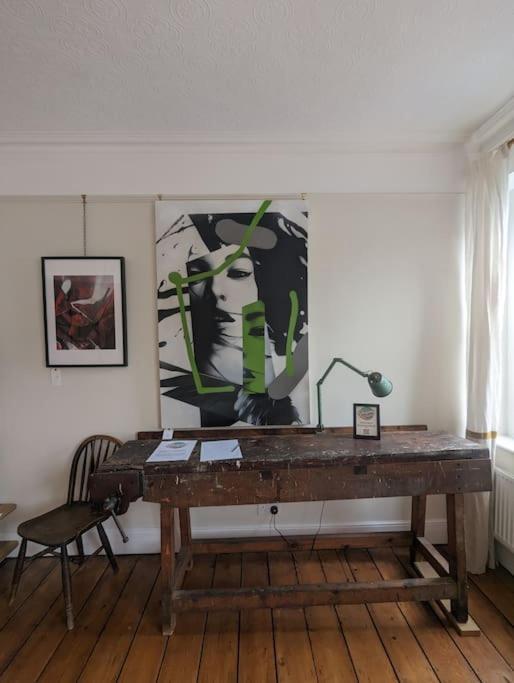 Glenroy Arts Gallery Meets Living Space Cardiff Extérieur photo