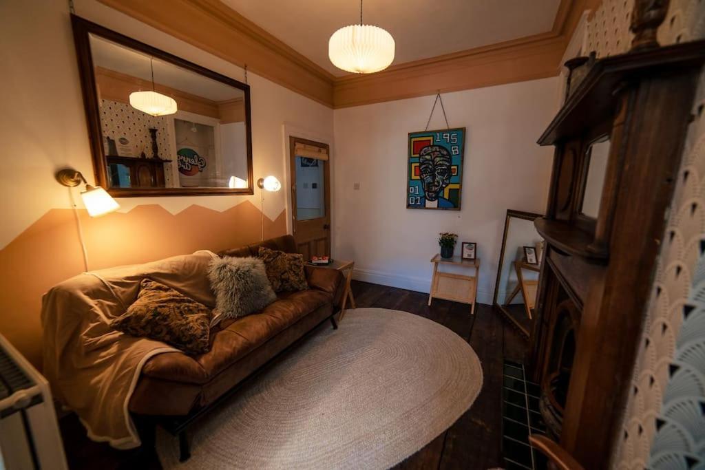Glenroy Arts Gallery Meets Living Space Cardiff Extérieur photo
