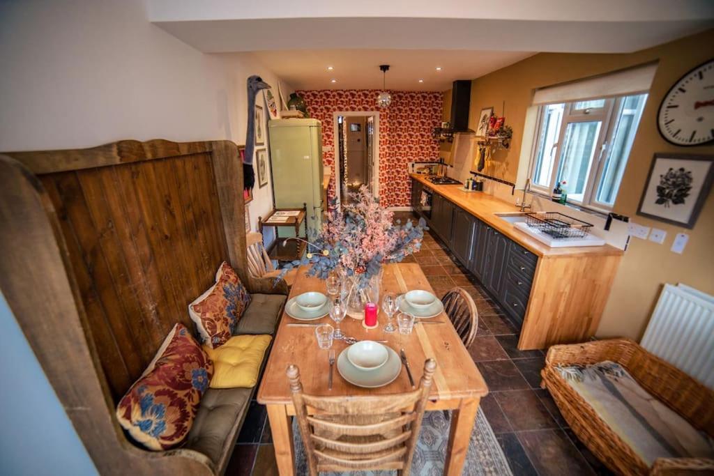 Glenroy Arts Gallery Meets Living Space Cardiff Extérieur photo
